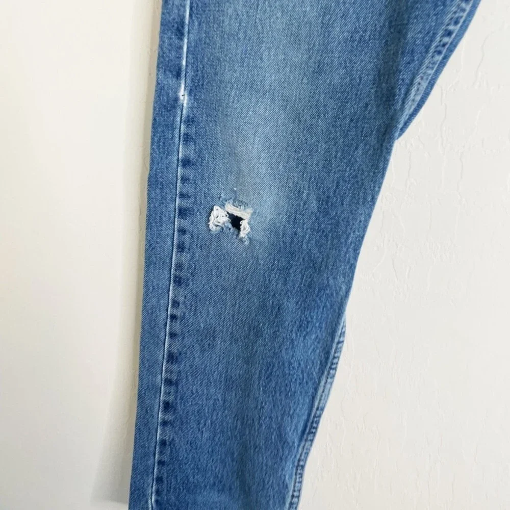 Vintage Levi's 505 Mid Rise Straight - Picture 7 of 8
